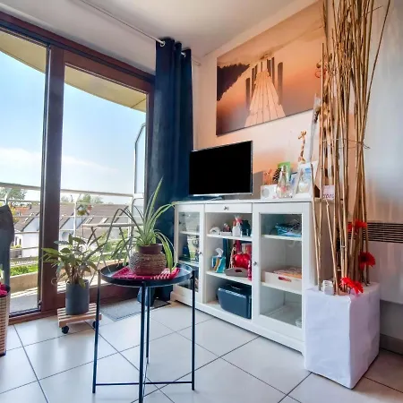 Homey In With Fenced Garden Bredene