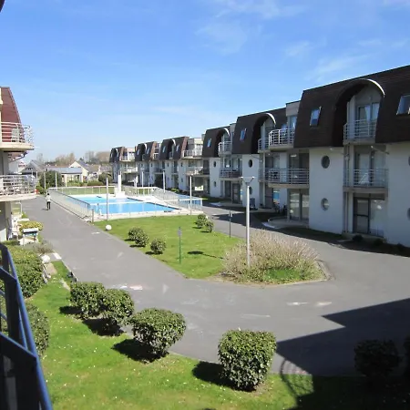 Apartment Homey In With Fenced Garden Bredene